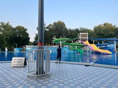 -青年湖公园水上世界