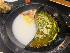 鸳鸯锅-重庆德庄火锅(体育中心店)