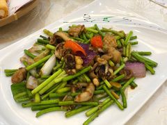 蒜心炒鲜鱿-有腥气私房菜·寻味顺德