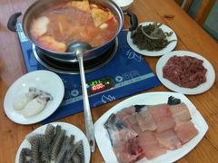 -苗伯妈酸汤火锅