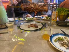 -沪上名羊天下•烤羊腿•东北烧烤•小龙虾(浦东直营总店)