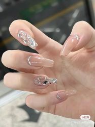 -悦指间美甲美睫