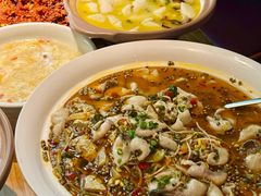 -小三峡食府(西五路店)