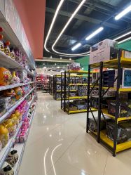 -卡通派潮品玩具折扣仓(青岛新城吾悦广场店)