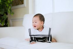 点击看大图 -米兰贝贝·高端儿童摄影旗舰店