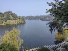 -华凌山庄·隐湖栖