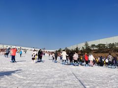-华彬猛犸滑雪场