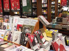 -西西弗书店&矢量咖啡(凯德晶萃广场店)