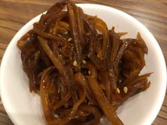 -清真吴记门钉肉饼·喜多利