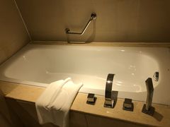 -武汉汉口火车站东方建国大酒店