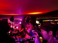 -TZ House音乐现场(来福士中心店)