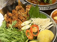 -喇喇排骨火锅·传统韩式脊骨汤(望京西园总店)