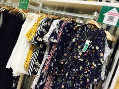 -hotwind热风(世纪东方广场店)