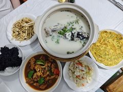 -天乐农家鱼头王(天目湖店)