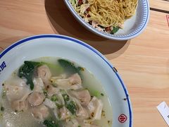 -遇见小面(东方宝泰店)