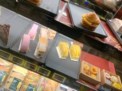 -星巴克臻选(南京金茂览秀城店)