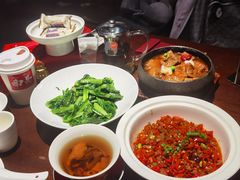 -千百味红餐厅·江西菜(绿地双子塔店)