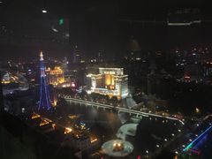 -云顶旋转自助景观餐厅