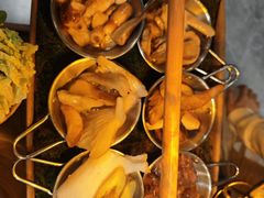-一朵菌·野生菌探索家火锅(南亚店)