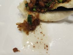 -李与白包子铺(桐梓林店)