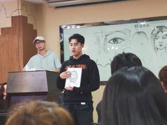 -金夫人化妆摄影职业培训学校