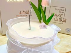 -山与蓝·轻糖鲜果蛋糕(勒泰店)