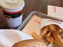 -FATBURGER 特富客汉堡(外交公寓店)