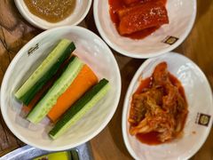 -喇喇排骨火锅·传统韩式脊骨汤(望京西园总店)