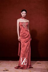 -Renee芮亦婚纱(原丽莎)