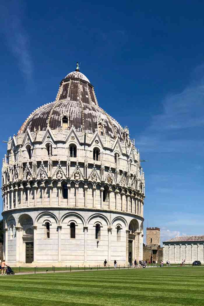 比萨洗礼堂-"意大利比萨大教堂是意大利著名的宗教文化遗.