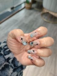 -UGIRL有个美甲