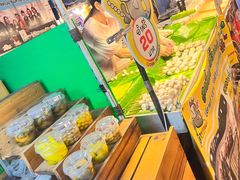 -席娜卡琳火车铁道夜市