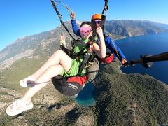 -费特希耶滑翔伞