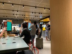-麦当劳(中山公园龙之梦店)