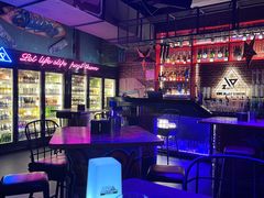 -UP嘻哈酒吧(粉巢店)