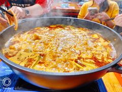 -李双猪·小龙虾·烧烤·羊肉煲(乐山店)