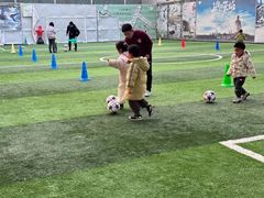 -飞梦少儿足球培训(塘桥校区)