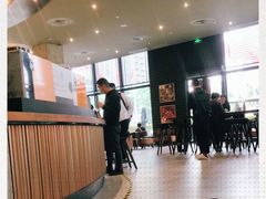 -星巴克臻选(惠州华贸天地1楼店)