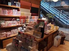 -百新书局(尚悦湾店)