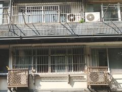 -来伊份LYFEN(集庆门路店)