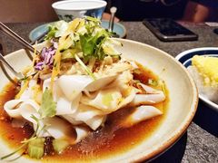 羊毛工镇凉皮-丝路金桃·新疆菜(徐汇店)