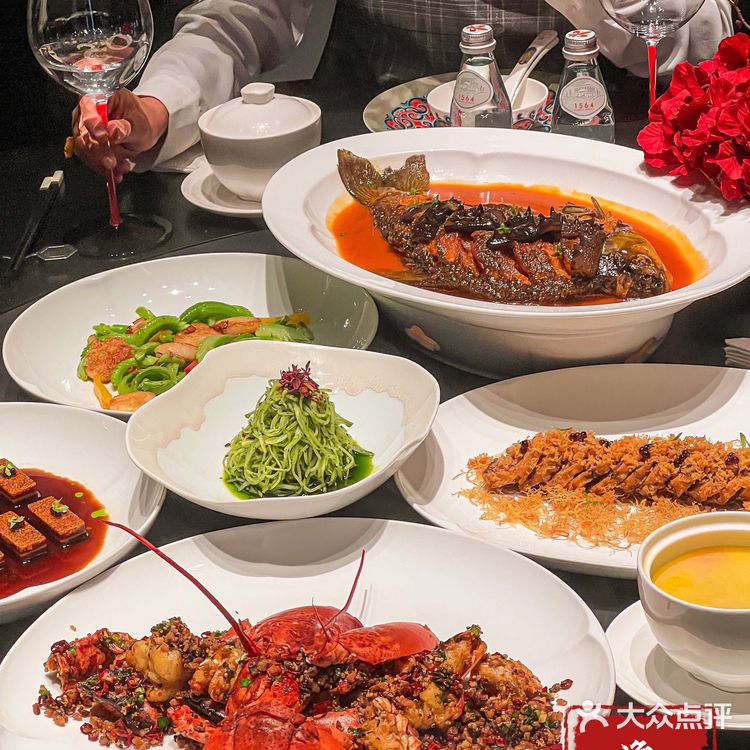 武汉探店 | 高端武昌鱼艺术餐厅宴请最重要的宾客