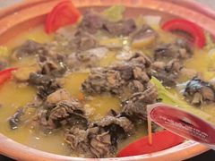 -阿婆情腊排骨火锅(金虹路店)