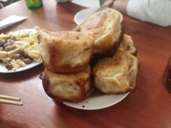 -宝瑞门钉肉饼店