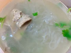 -锅贴王小吃(南大街店)