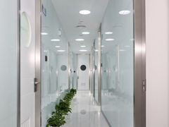 -岳辰齿科(浦东长泰店)