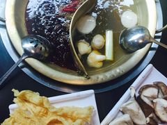 -怡品川宇火锅(宝立方店)