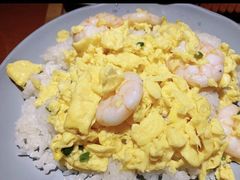 黄袍滑蛋大虾饭-南小馆(迪士尼小镇店)