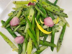 松露酱炒鲜芦笋-鹿港小镇(黄金店)