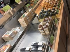 -关西国际机场直营免税店